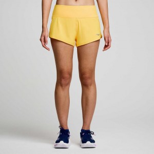 Yellow Saucony Outpace 2.5" Split Women's Shorts | ISRAEL MDEKZN