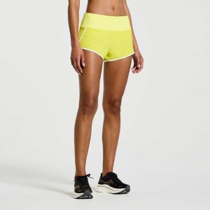 Yellow Saucony Outpace 2.5" Split Women's Shorts | ISRAEL PKWFDC